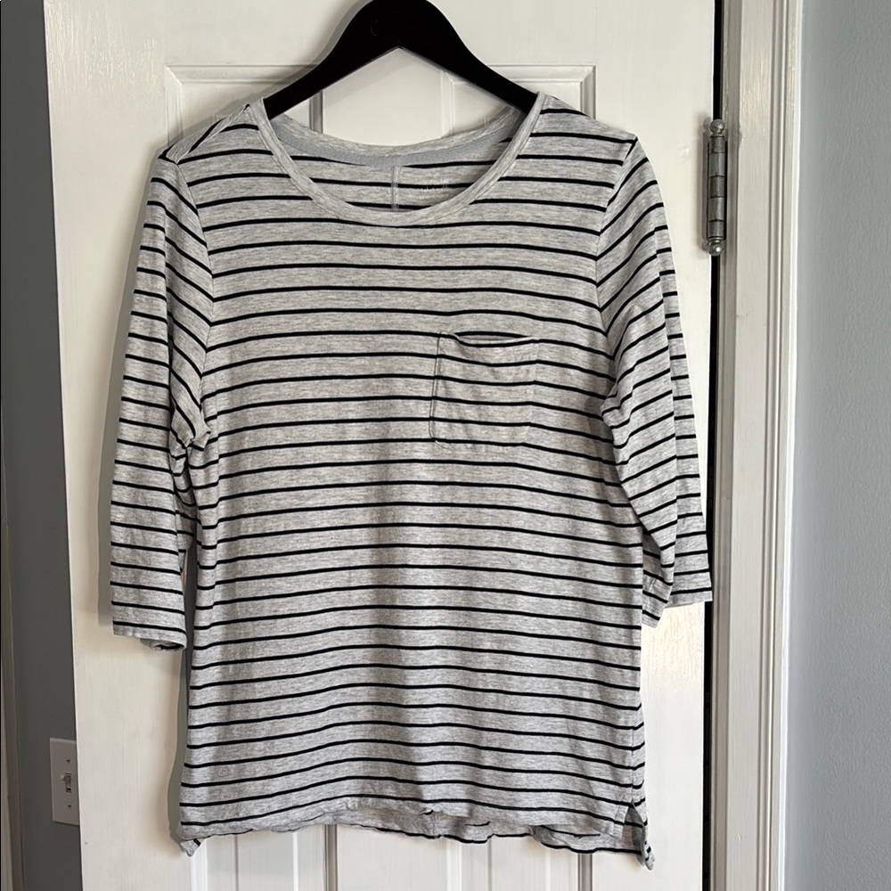 Banana Republic Malibu Striped Gray and Black Tee